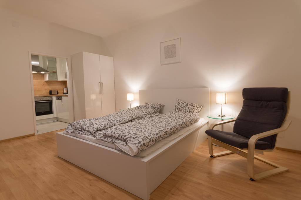 Modern Apartment At Rathaus Відень Екстер'єр фото
